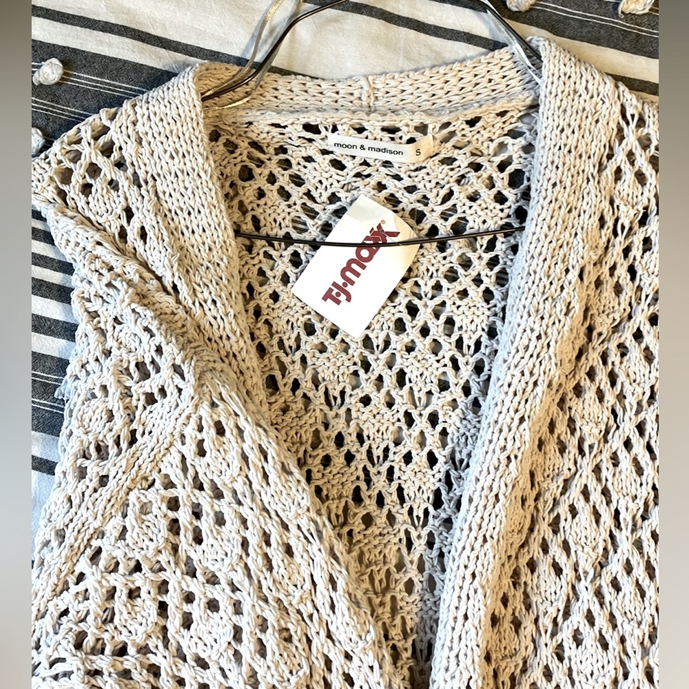 Moon and Madison Cardigan,Size-Small,Color-off-white